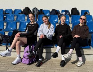 DRUŻYNOWE BIEGI PRZEŁAJOWE